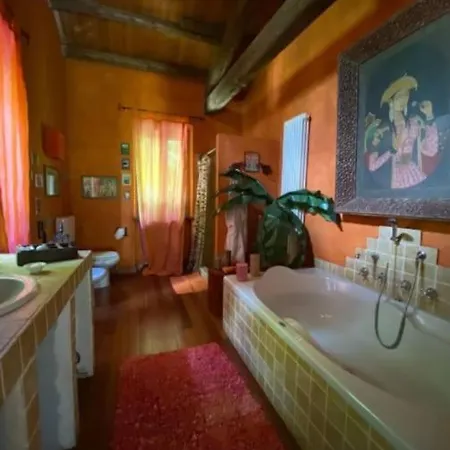 Country With Pool Piemonte Casa vacanze