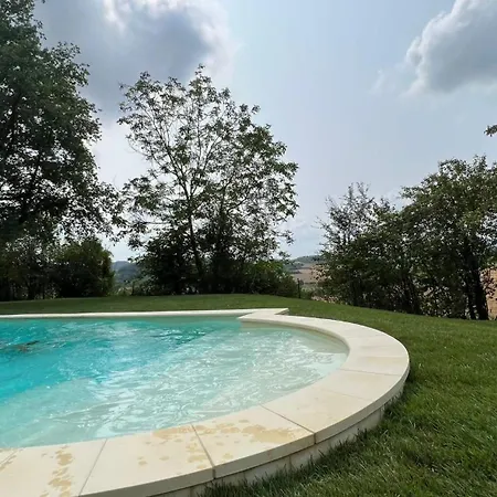 Country With Pool Piemonte Casa vacanze